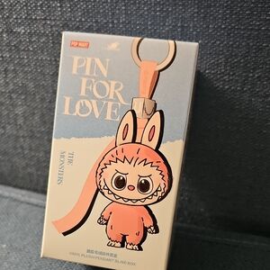 Pop Mart UNOPENED Pin for Love Vinyl Plush Pendant